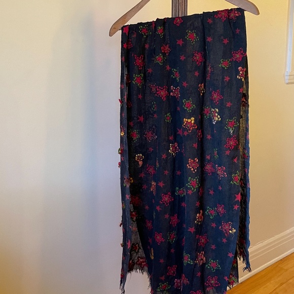 Vintage Indian cashmere oversized floral back red and green scarf - Picture 1 of 8